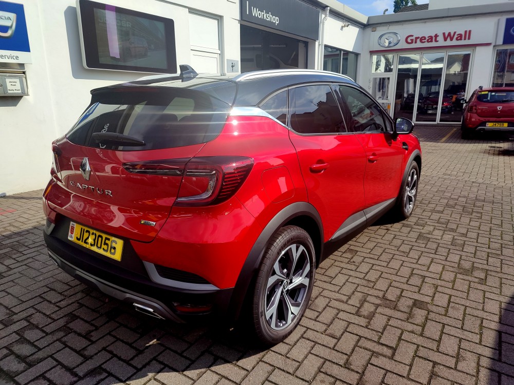 2022 All-New Renault Captur R.S Line TCe 140 BHP EDC Automatic 5 Door SUV