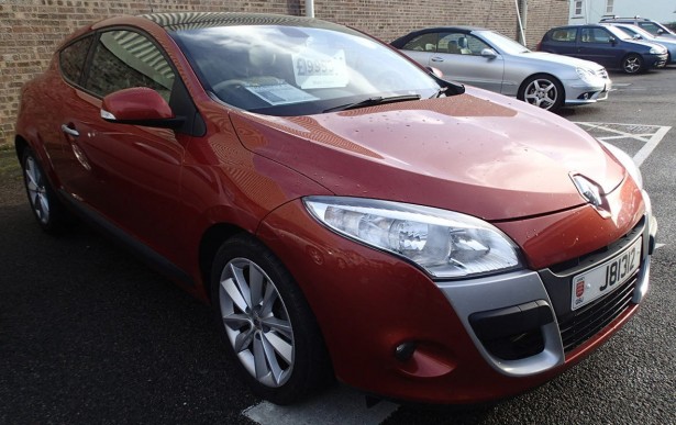 Bagot Road Used Car Sale – 2009 Renault Megane Privilege 2.0 TCE 180 BHP Manual Coupe: Was £9,995....Now Only £7,995!