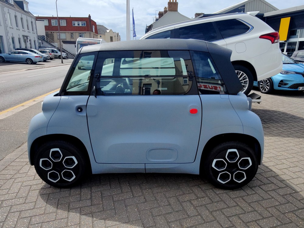 2022 Citroen Ami 60kW LHD Automatic 100% Electric Automatic 2 Door Quadricycle