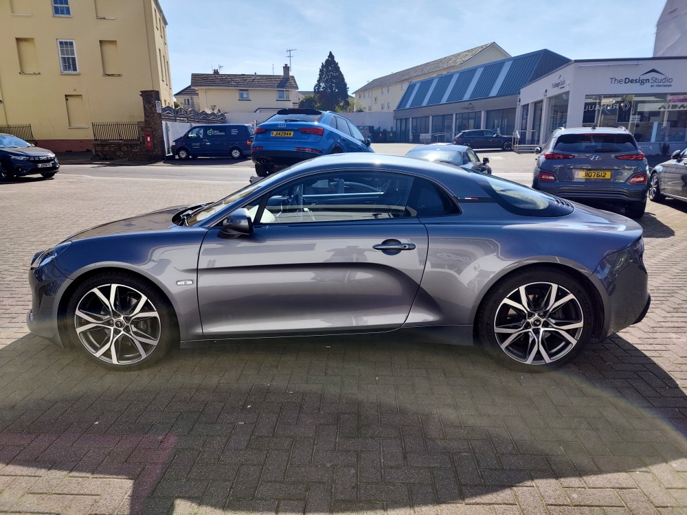 2022 Alpine A110 Legende 1.8T 252 BHP RWD Automatic 2 Door Sports Coupe