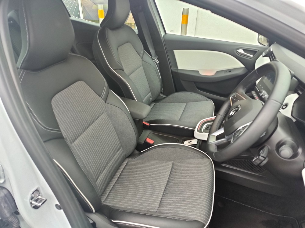 2022 All-New Renault Clio S Edition E-Tech 140 BHP Hybrid Automatic 5 Door Hatch