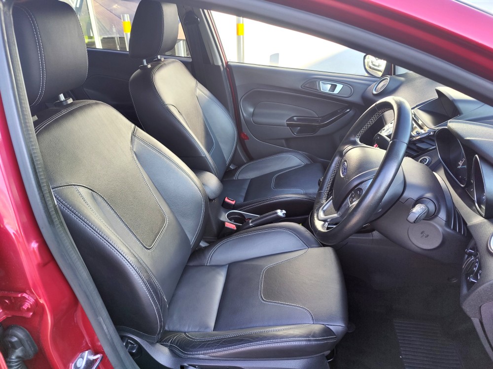 2018 Dacia Sandero Comfort TCe 90 BHP Manual 5 Door Hatch