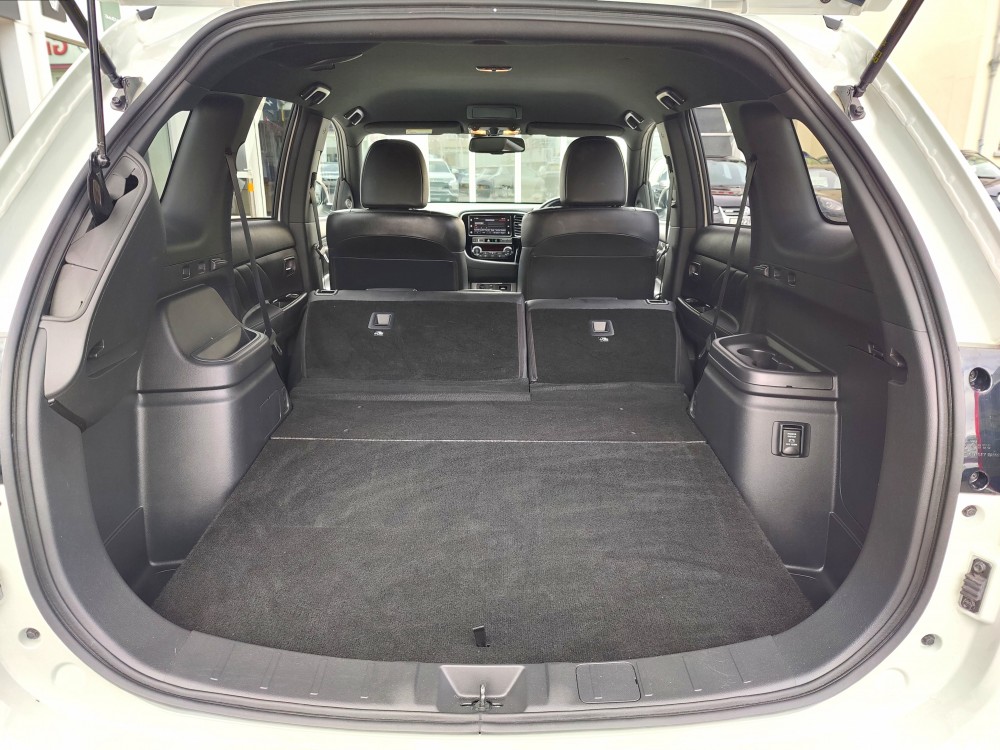 2018 Mitsubishi Outlander 2.4 177 BHP 4WD 4H PHEV Automatic 5 Door SUV