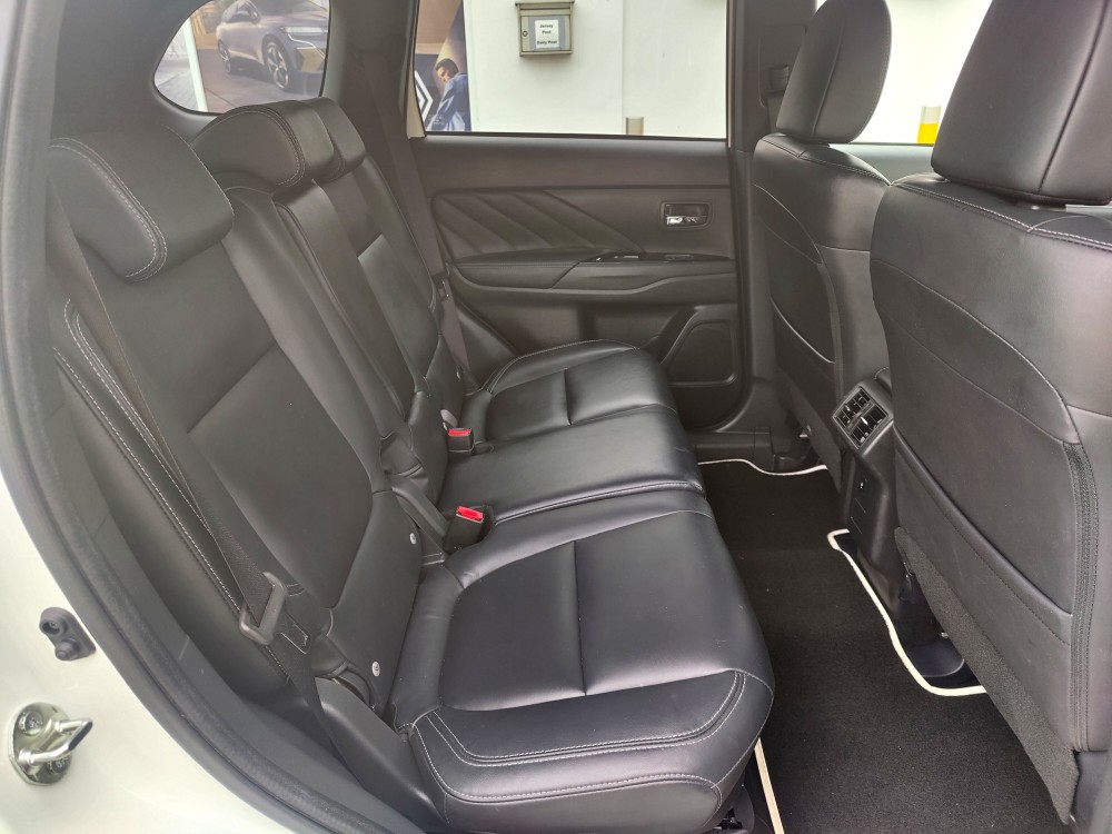 2018 Mitsubishi Outlander 2.4 177 BHP 4WD 4H PHEV Automatic 5 Door SUV