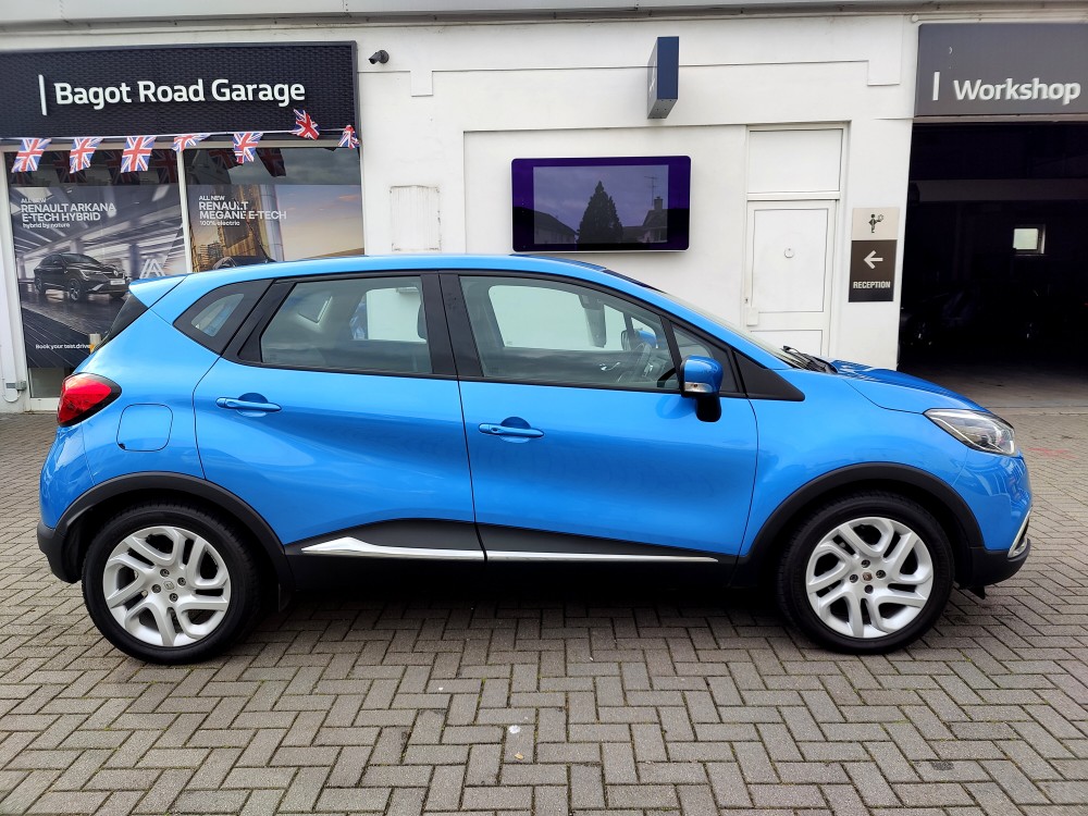 2014 Renault Captur Dynamique Media Nav dCI 90 BHP EDC Automatic 5 Door Urban Crossover