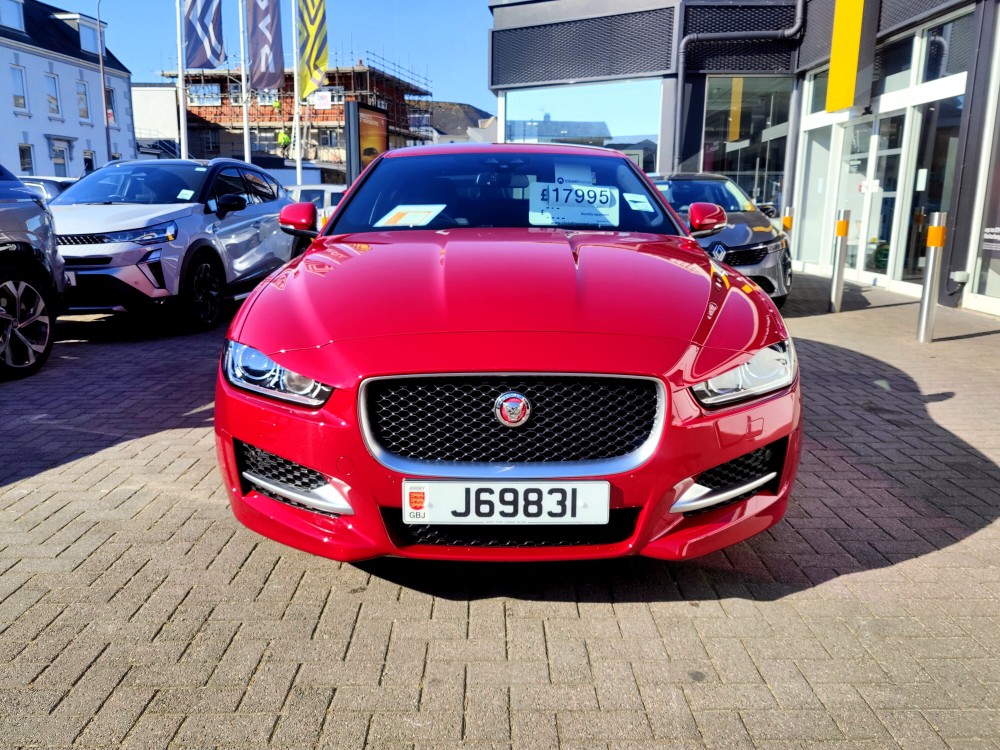 2018 Jaguar XE R Sport 2.0 250 BHP Automatic 4 Door Saloon